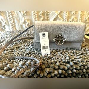 Gray Tory Burch wallet/purse!